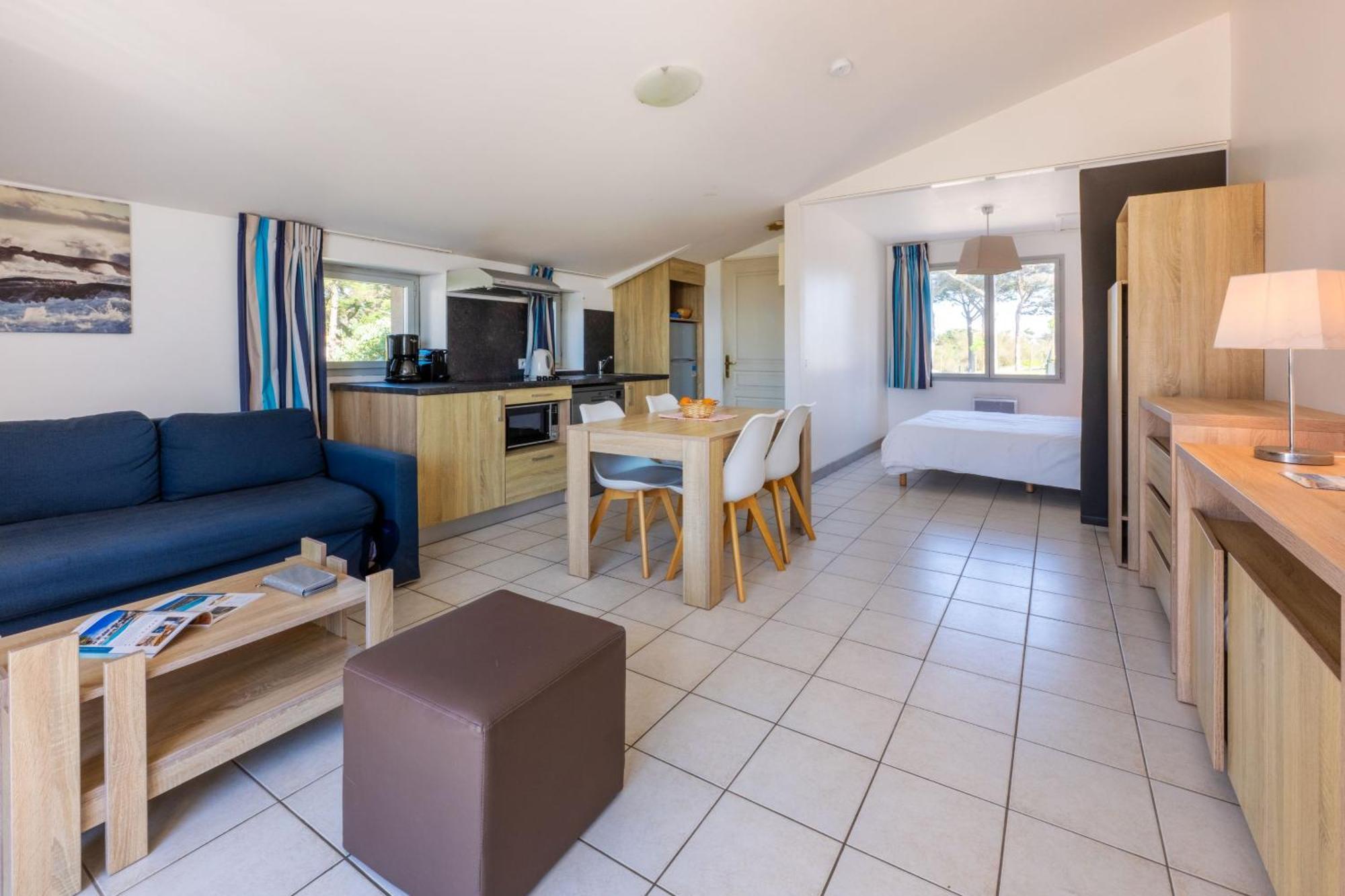 Residence Odalys Valentin Plage Batz-sur-Mer Exteriör bild