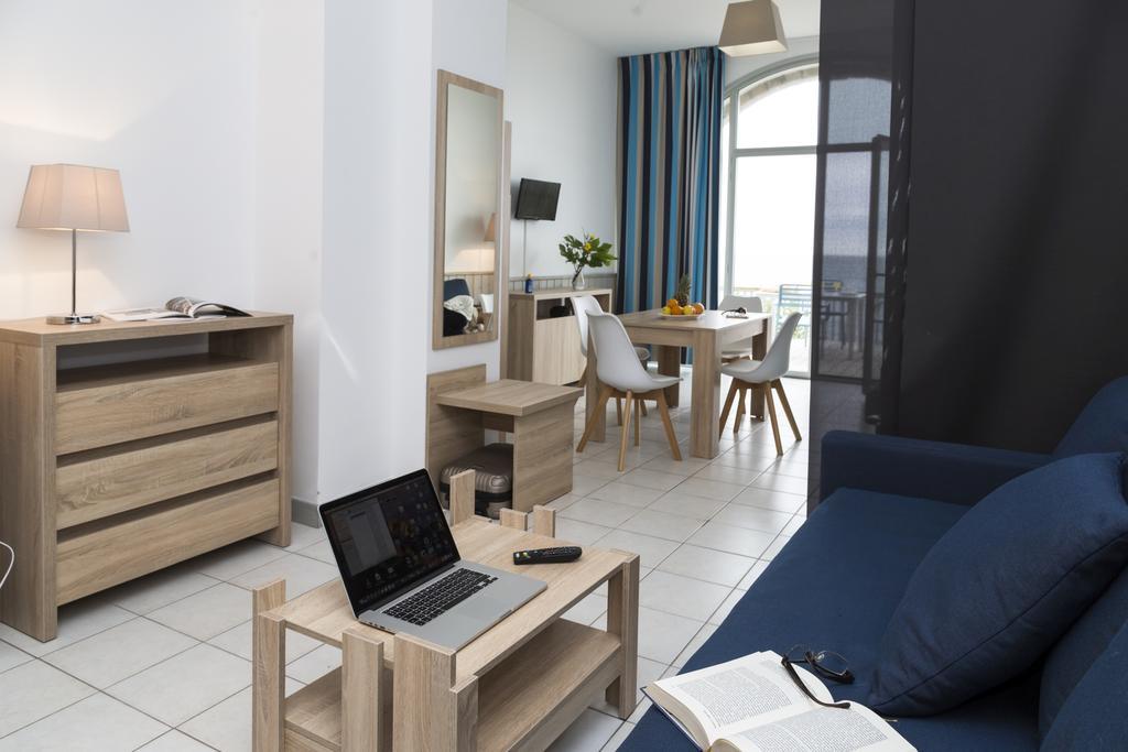 Residence Odalys Valentin Plage Batz-sur-Mer Exteriör bild